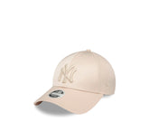 New Era New York Yankees Satin 9FORTY W BJ - 60434991E-76