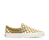 Sapatilhas Vans Classic Slip-On Bege — vista lateral | VN000Z7AOVB