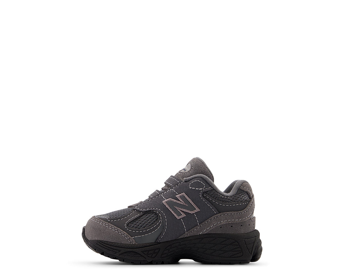 New Balance 2002 Castlerock CZ/PR - IV2002RH-178
