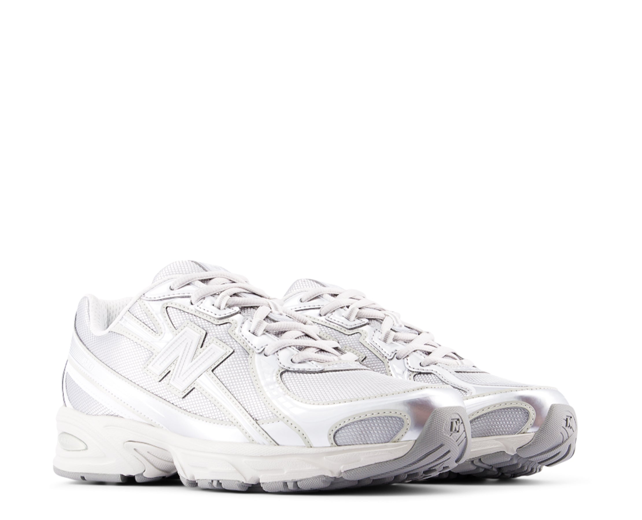 New Balance 740 PRATA - U7405I7-439