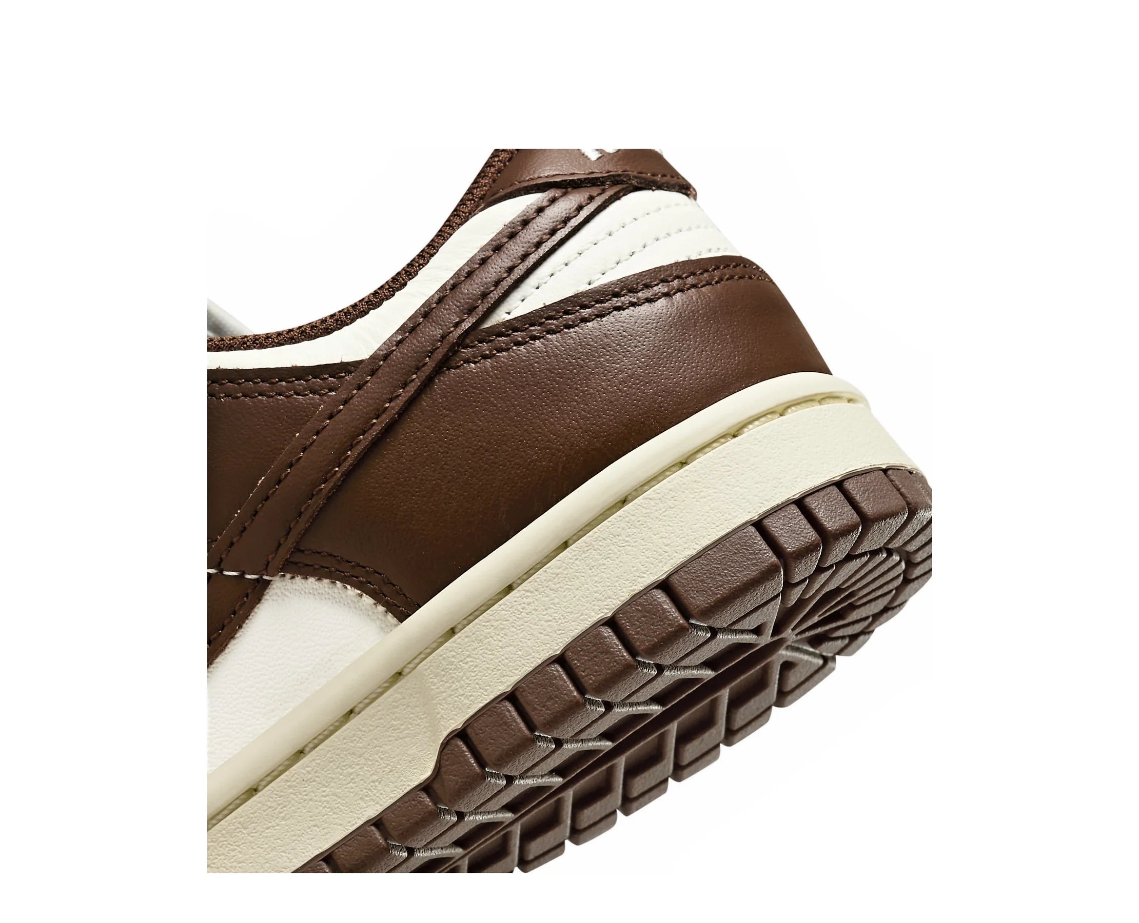 Sapatilhas Nike Dunk Low Castanho — detalhe | DD1503-124