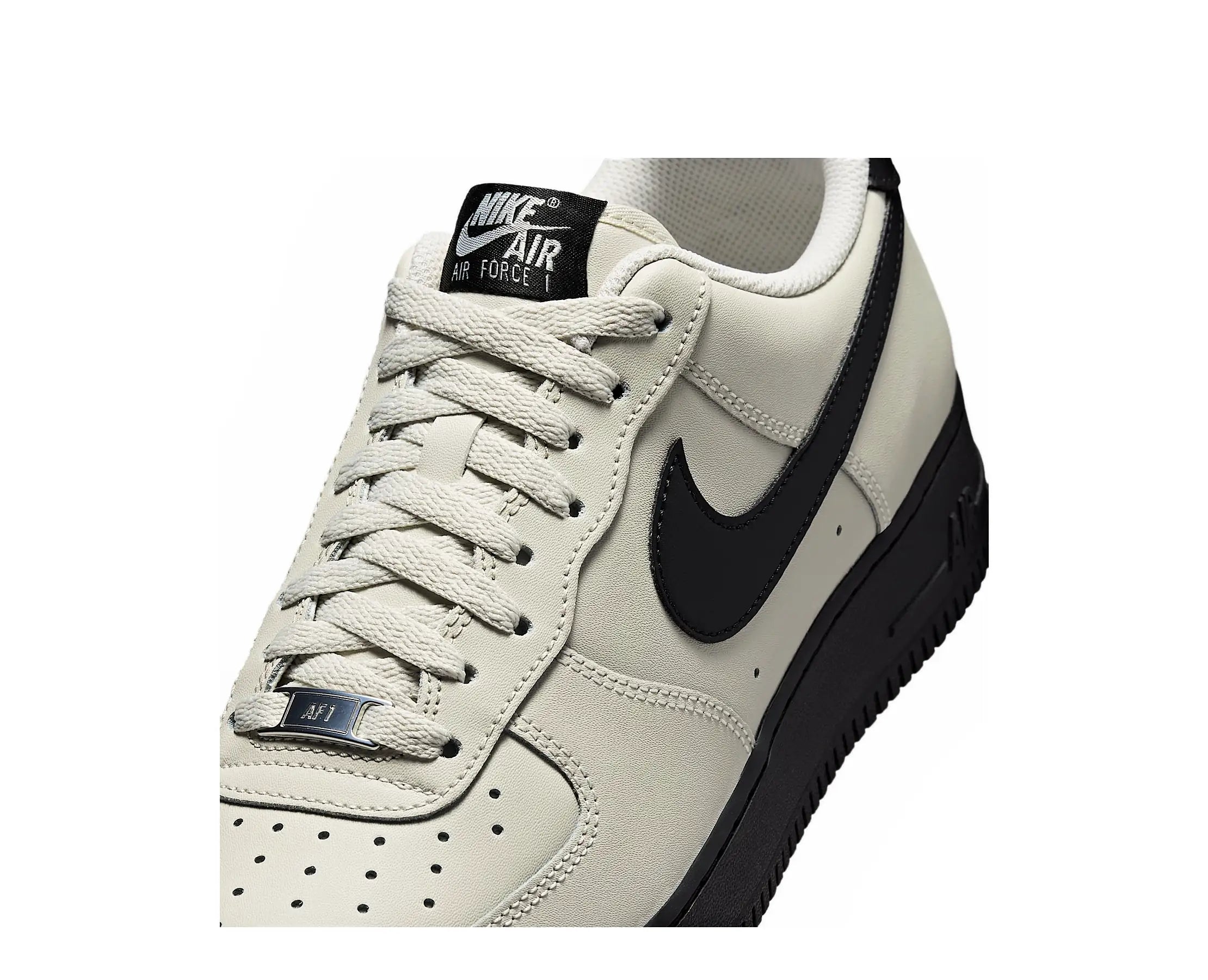 Sapatilhas Nike Air Force 1 '07 Low Bege — detalhe | FJ4146-005