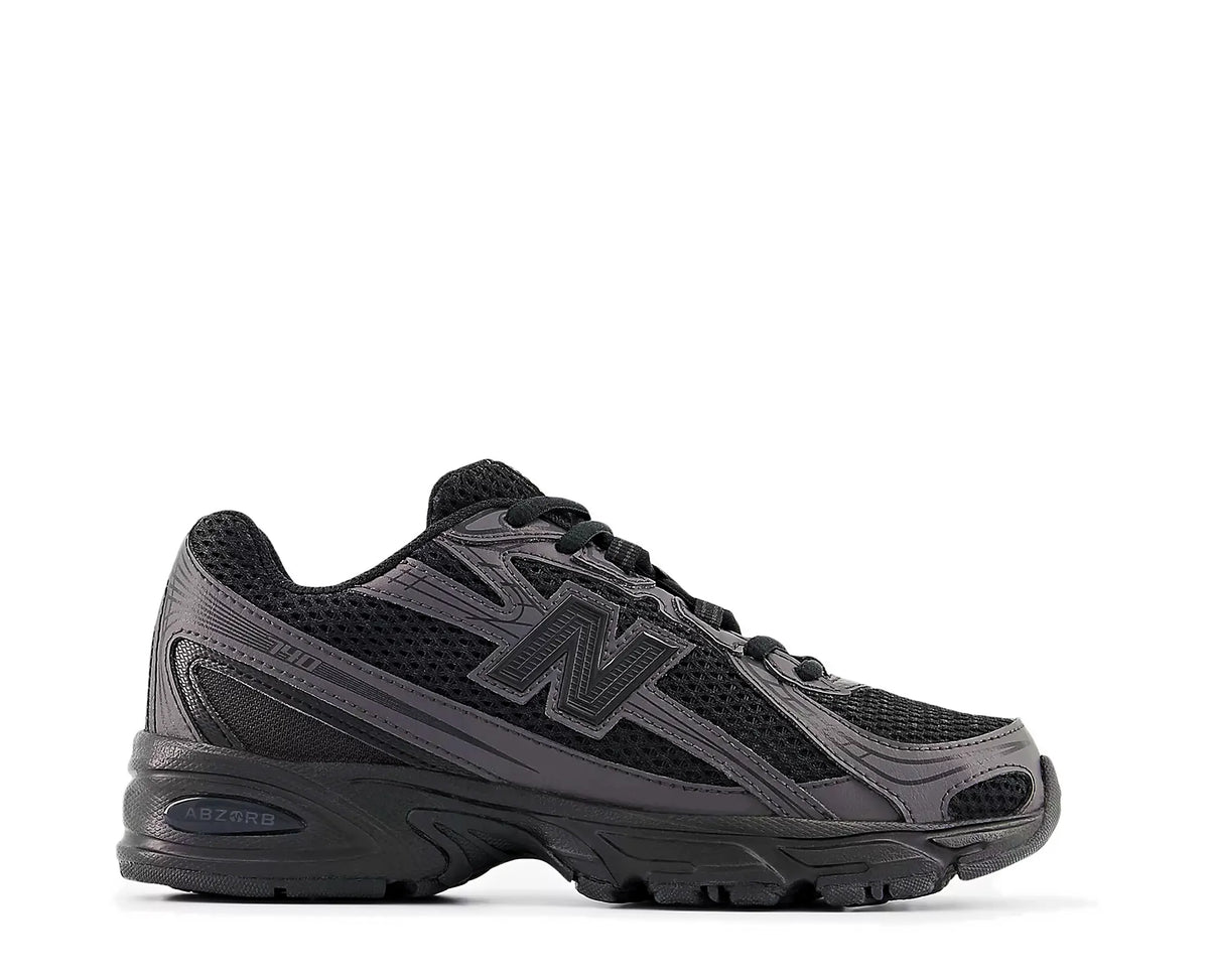 New Balance 740