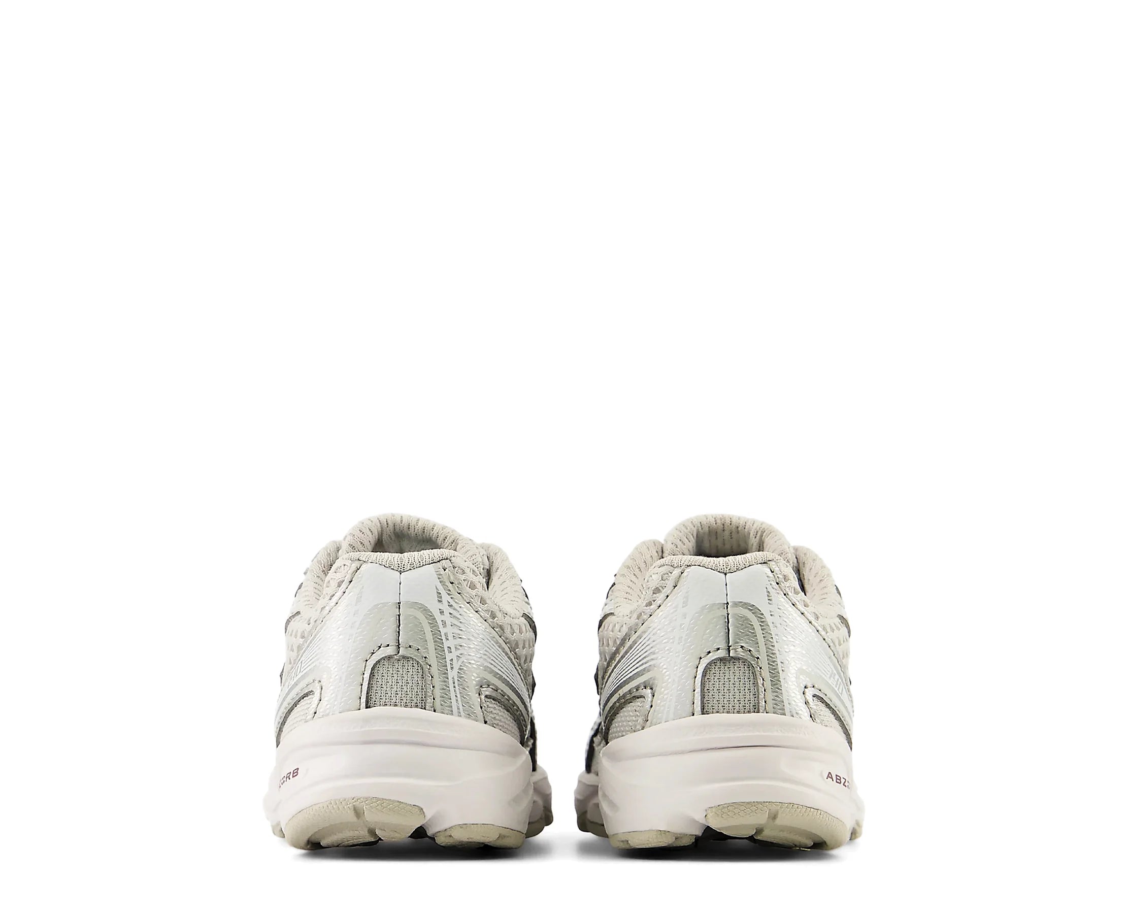 Sapatilhas New Balance 740 Cinzento — traseira | I7402P7