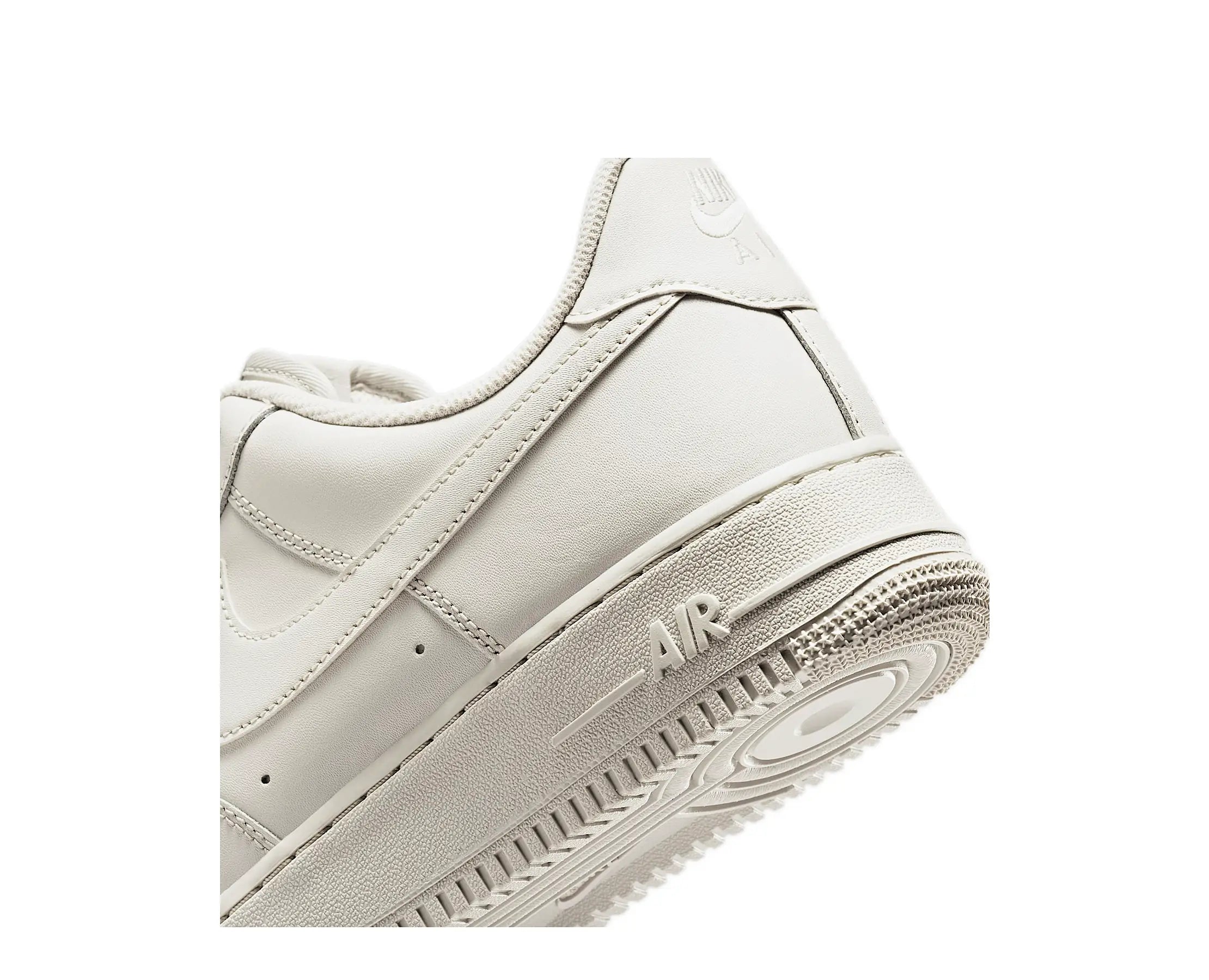 Sapatilhas Nike Air Force 1 '07 Low Ess Bege — sola | IH1698-003