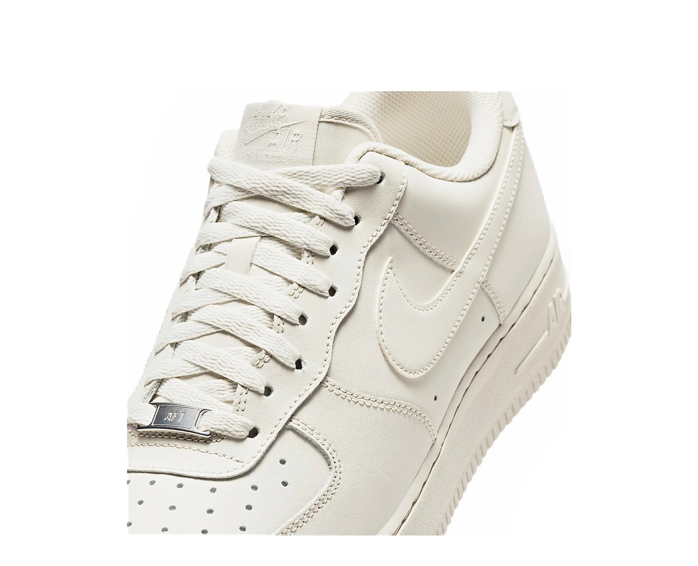 Sapatilhas Nike Air Force 1 '07 Low Ess Bege — detalhe | IH1698-003