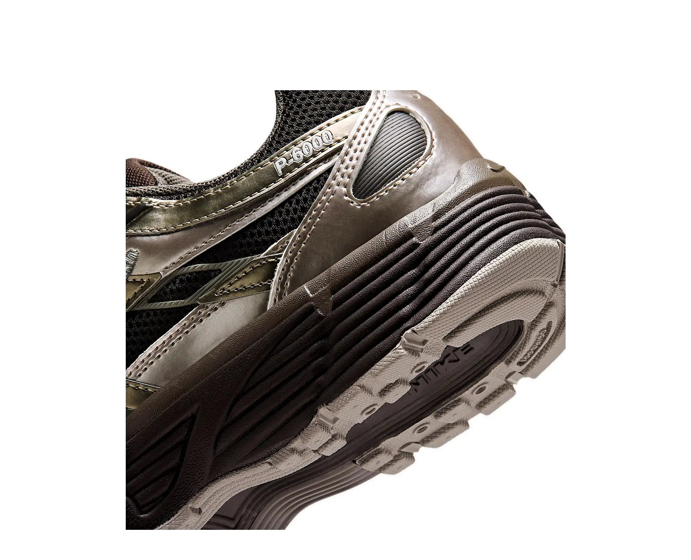 Sapatilhas Nike P-6000 Castanho — sola | IO3496-200