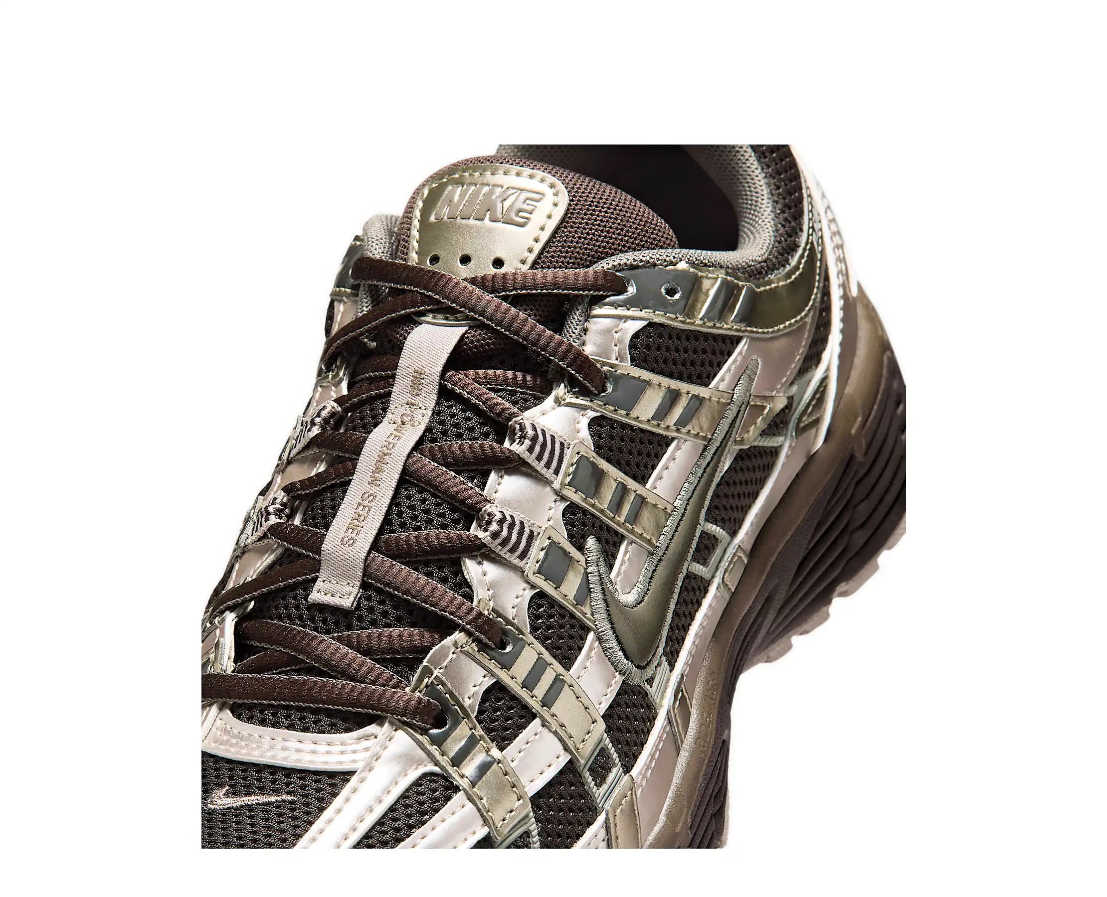 Sapatilhas Nike P-6000 Castanho — vista 9 | IO3496-200