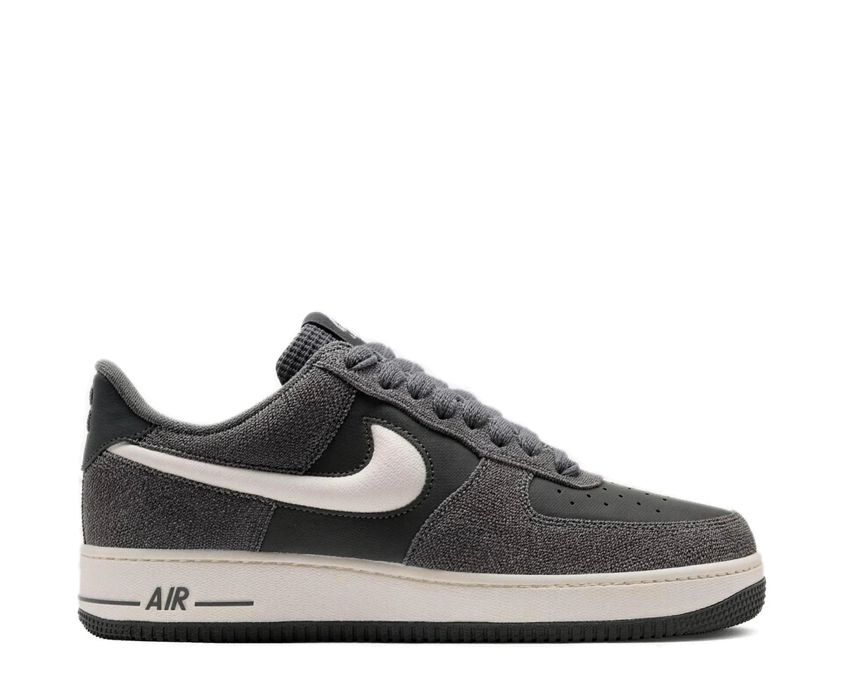 Sapatilhas Nike Air Force 1 '07 LV8 Cinzento — perfil exterior | IX7786-001