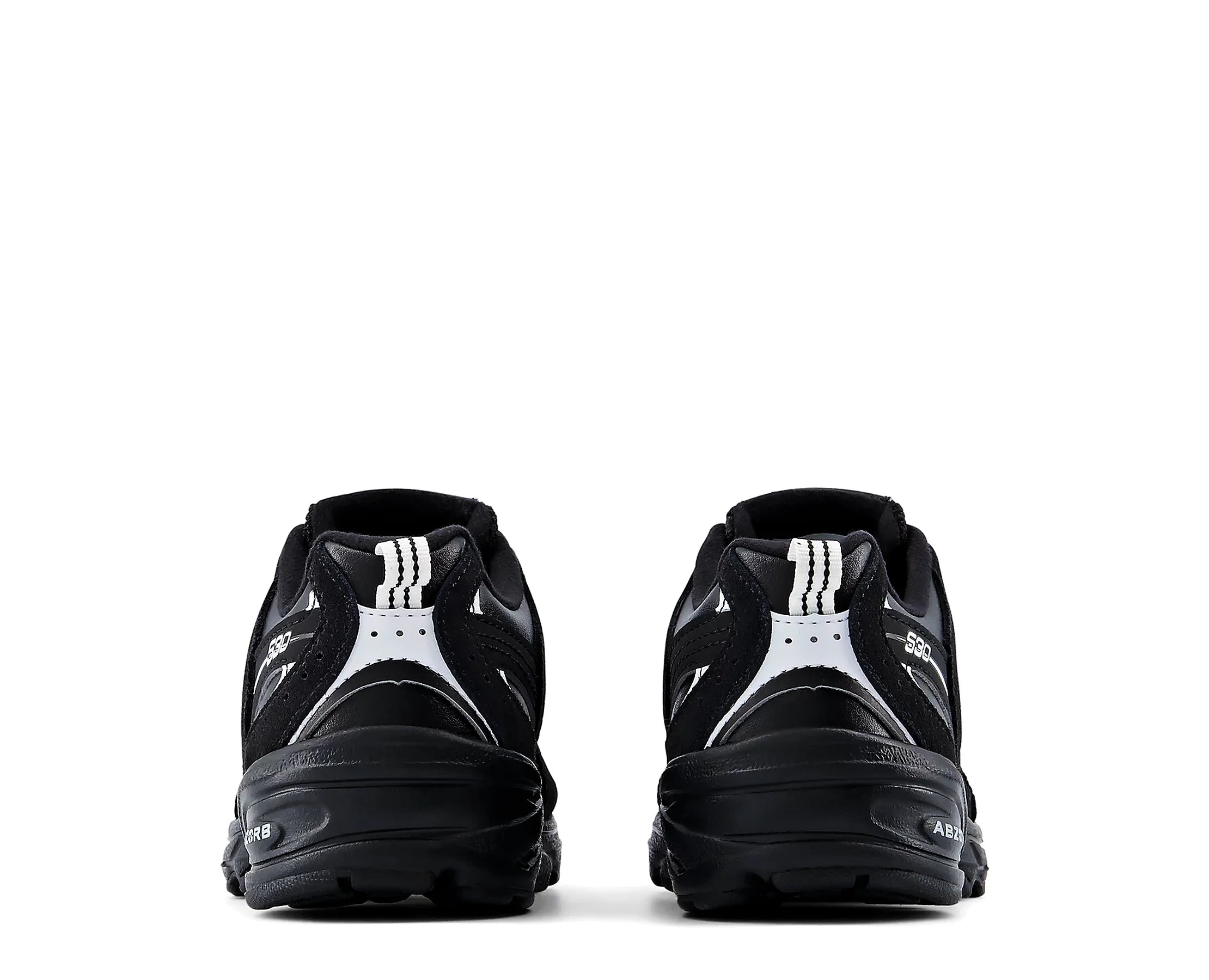 Sapatilhas New Balance 530 Preto — traseira | P5302GE