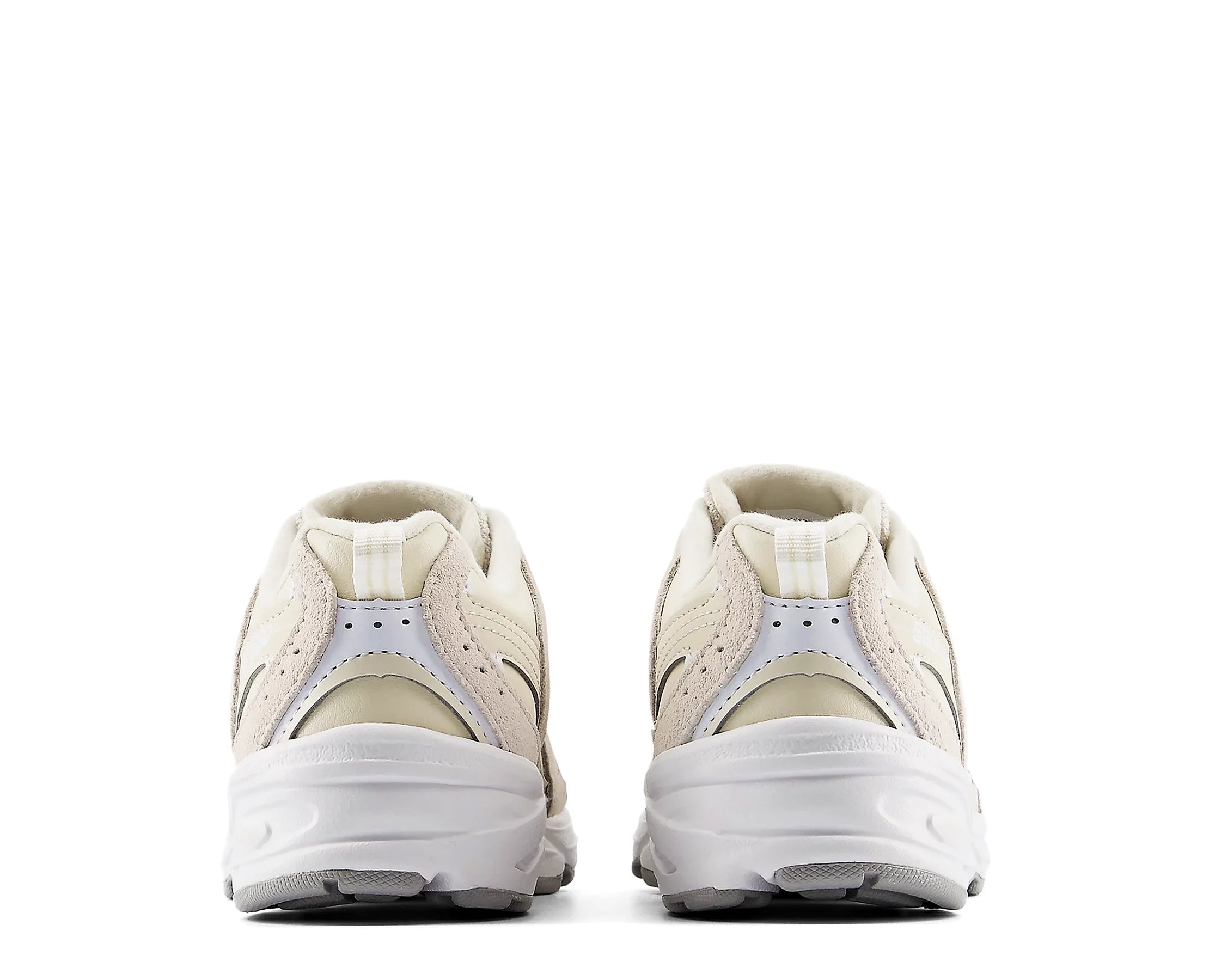 Sapatilhas New Balance 530 Bege — traseira | P53052J