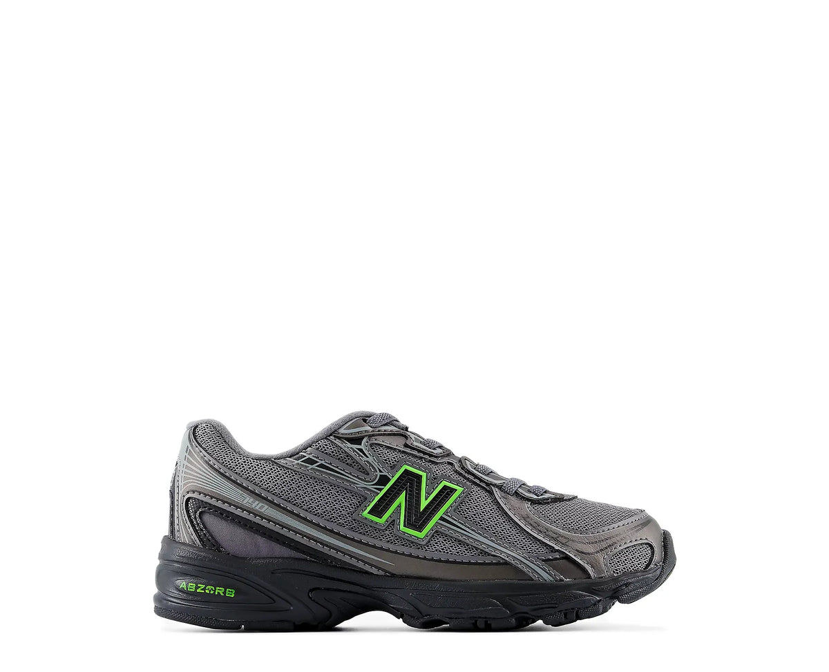New Balance 740