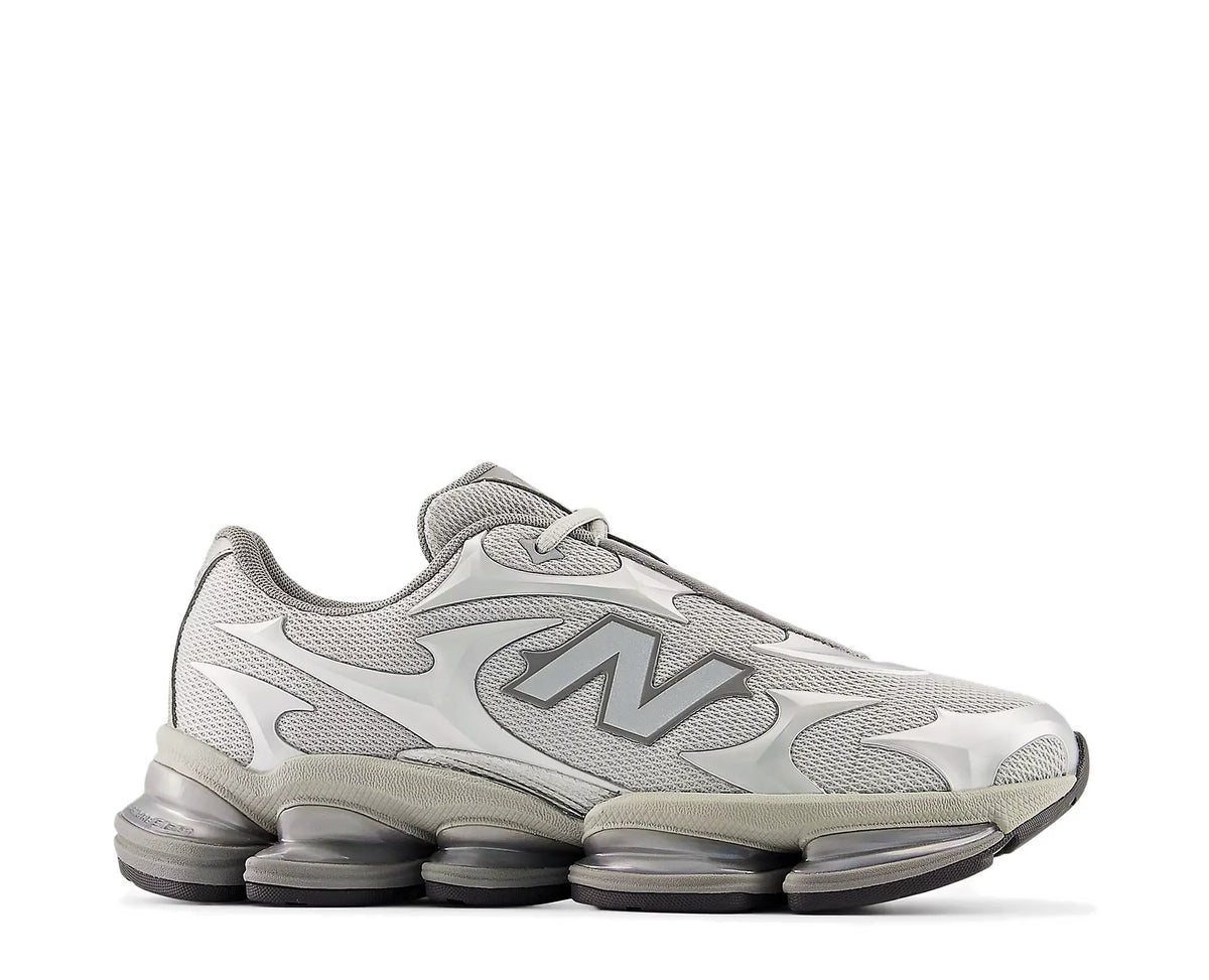 New Balance 2000