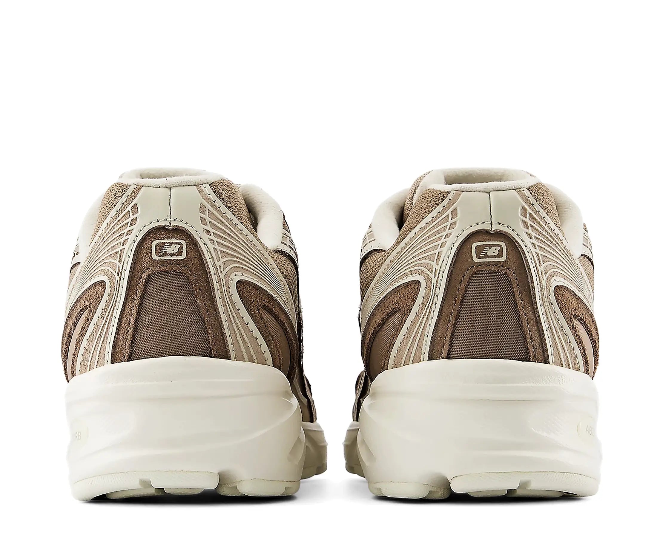 Sapatilhas New Balance 740 Bege — traseira | U7403TR