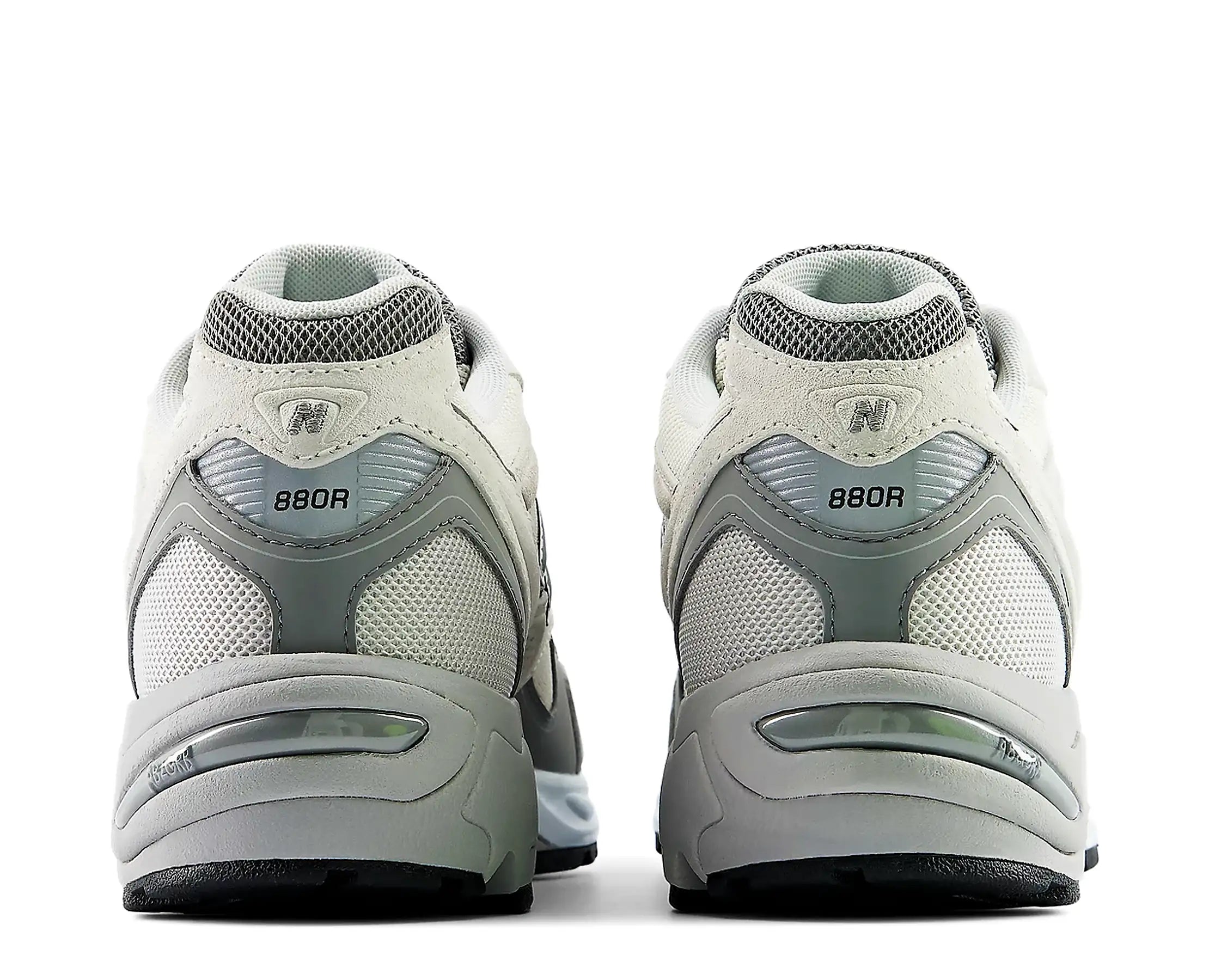 Sapatilhas New Balance 880R Cinzento — traseira | U880R2QR