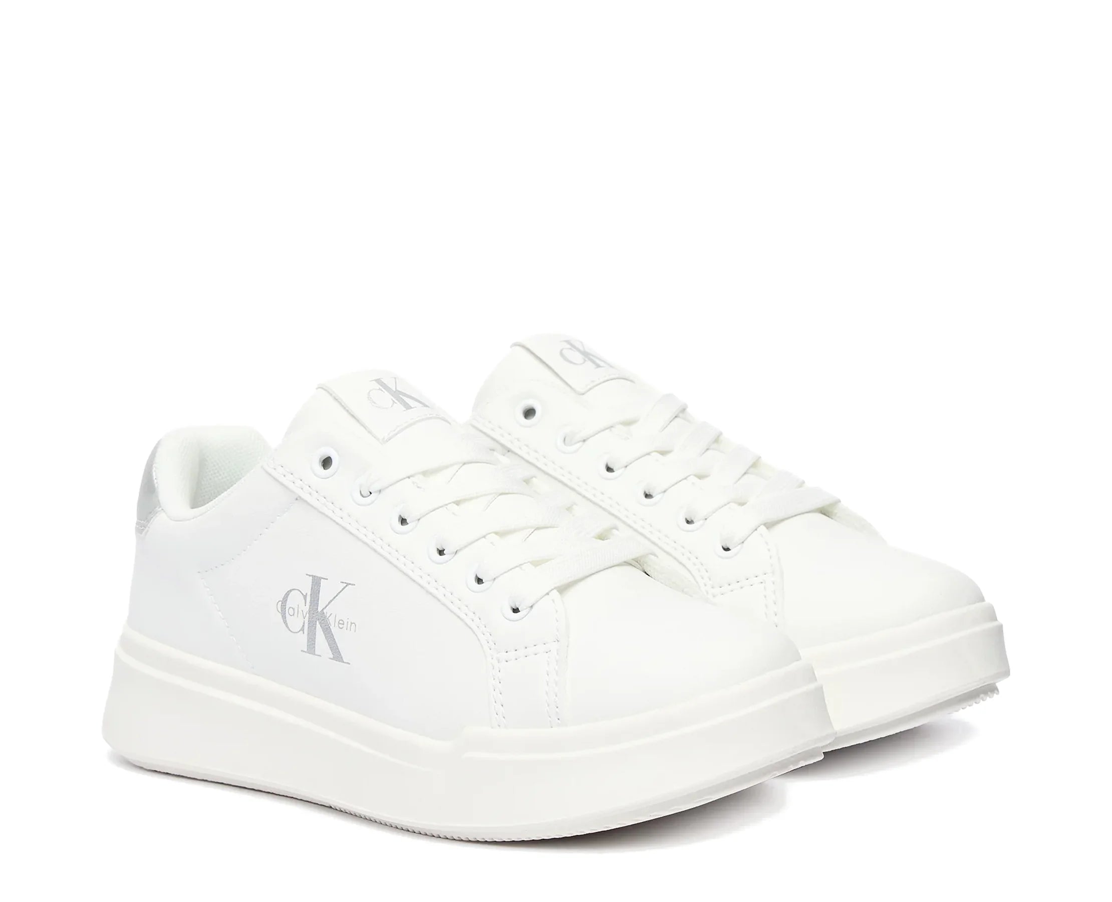 Sapatilhas Calvin Klein Low Cut Lace-Up Branco — vista 2 | V3A9-83390-1355X025