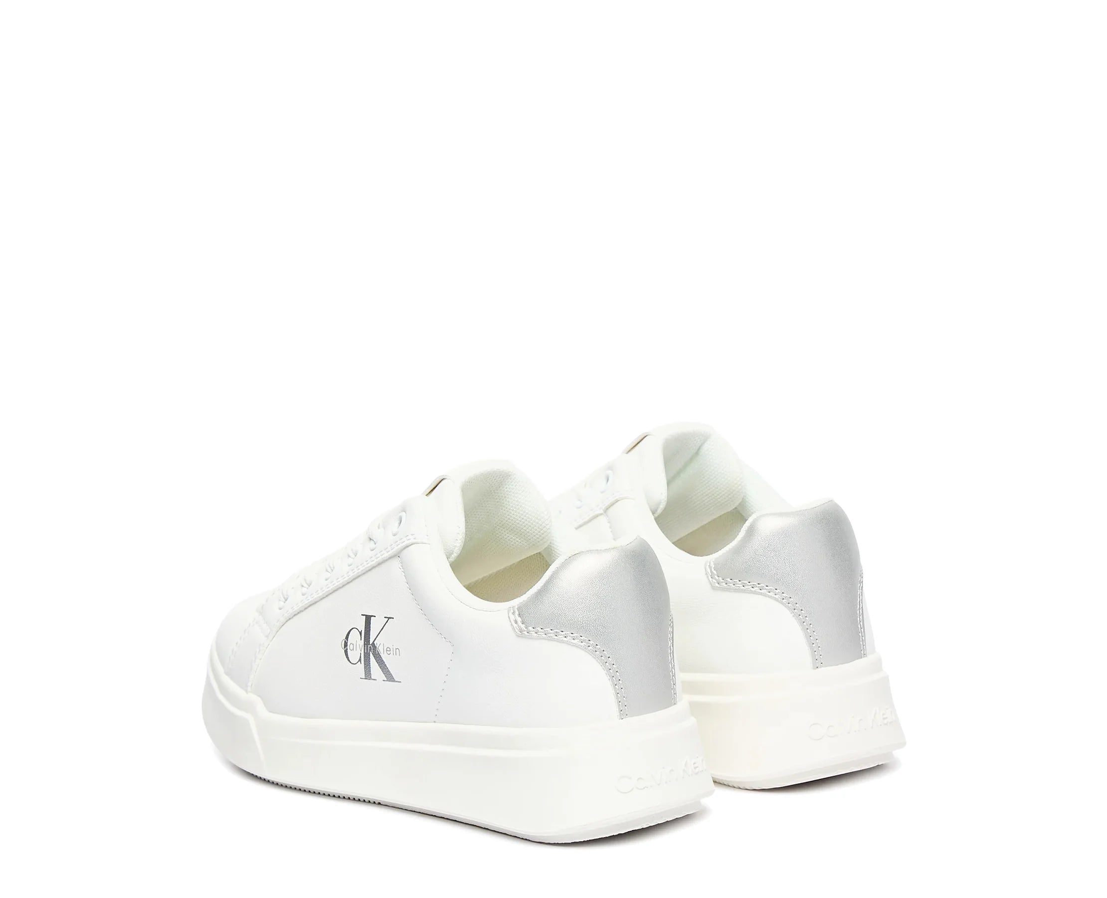 Sapatilhas Calvin Klein Low Cut Lace-Up Branco — vista 3 | V3A9-83390-1355X025