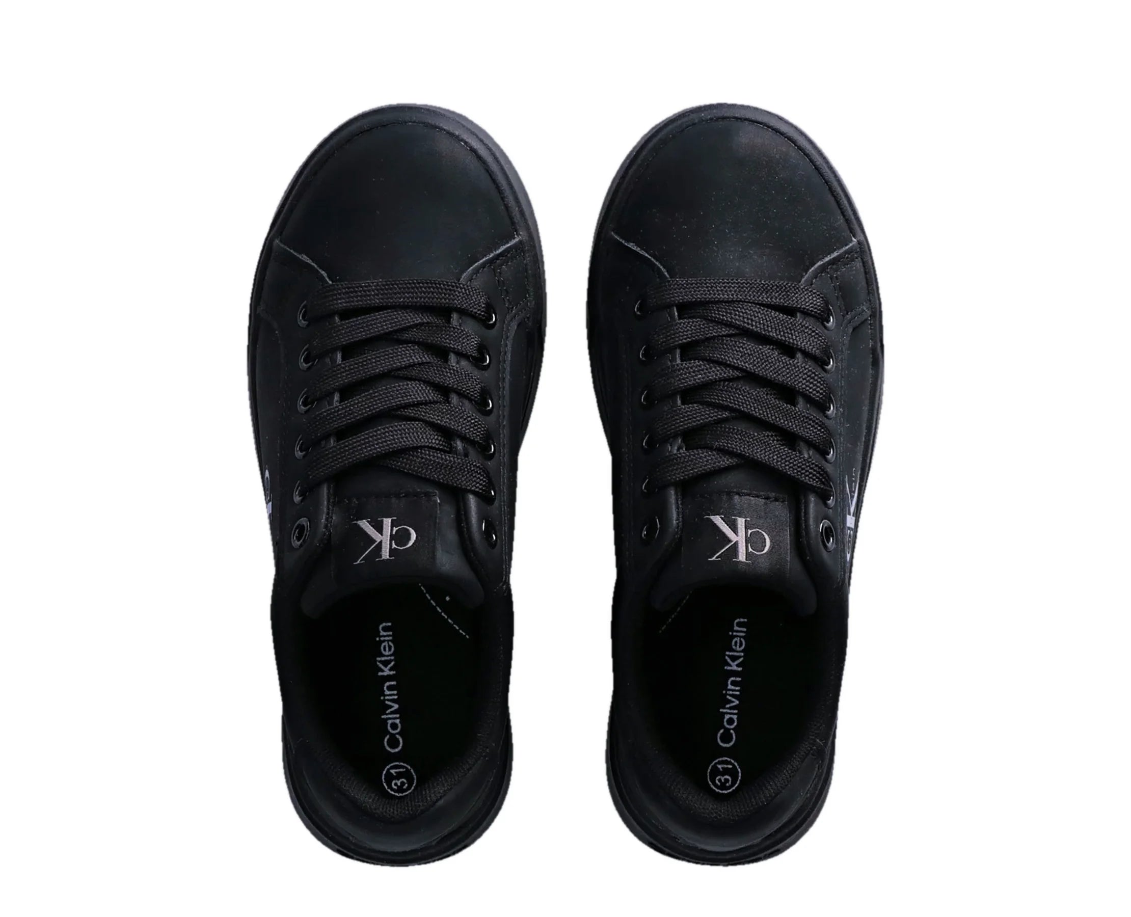 Sapatilhas Calvin Klein Low Cut Lace-Up Sneaker Preto — vista 4 | V3X9-83471-1355999-