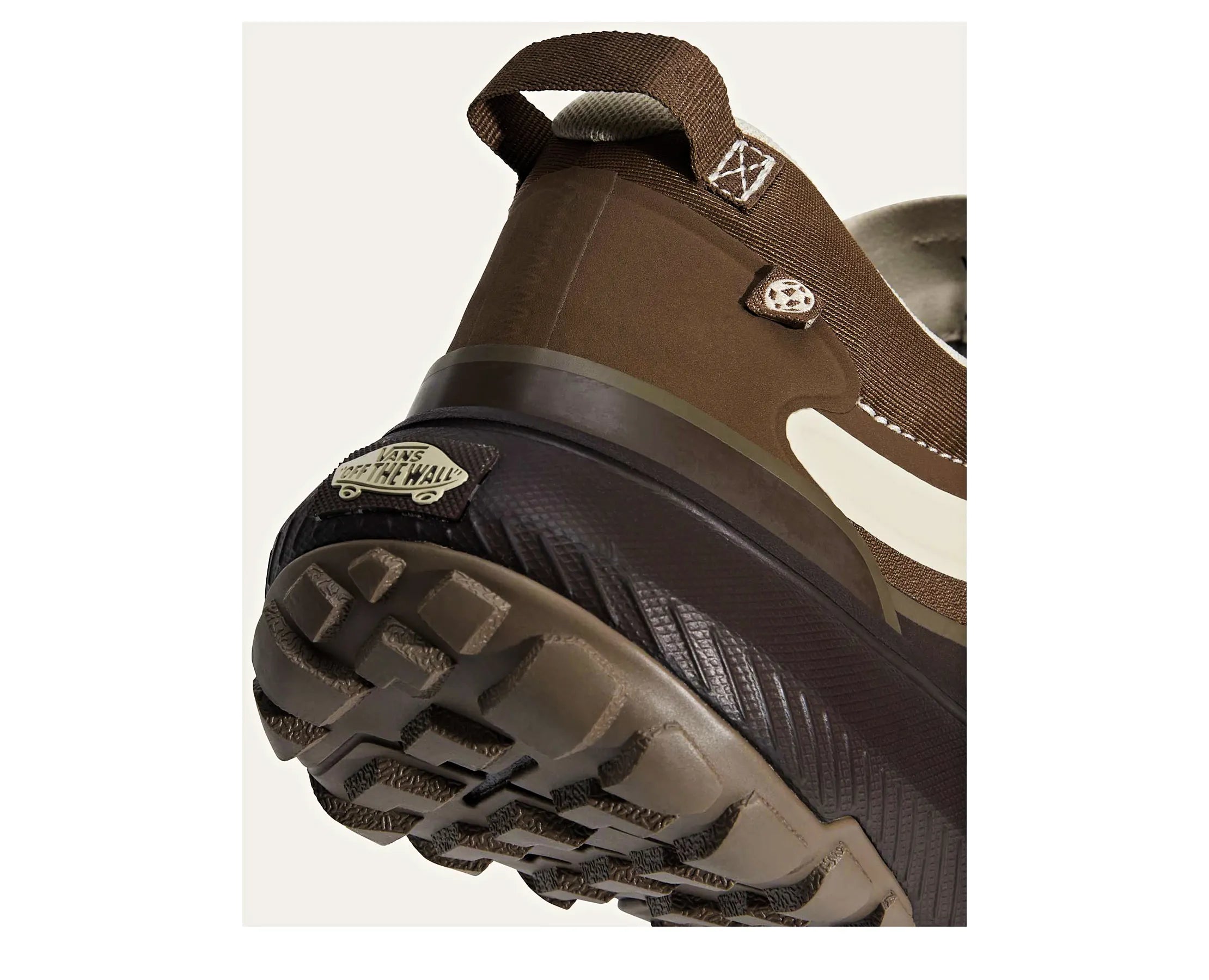 Sapatilhas Vans Crosspath Vintage Castanho — detalhe | VN000EKEFST