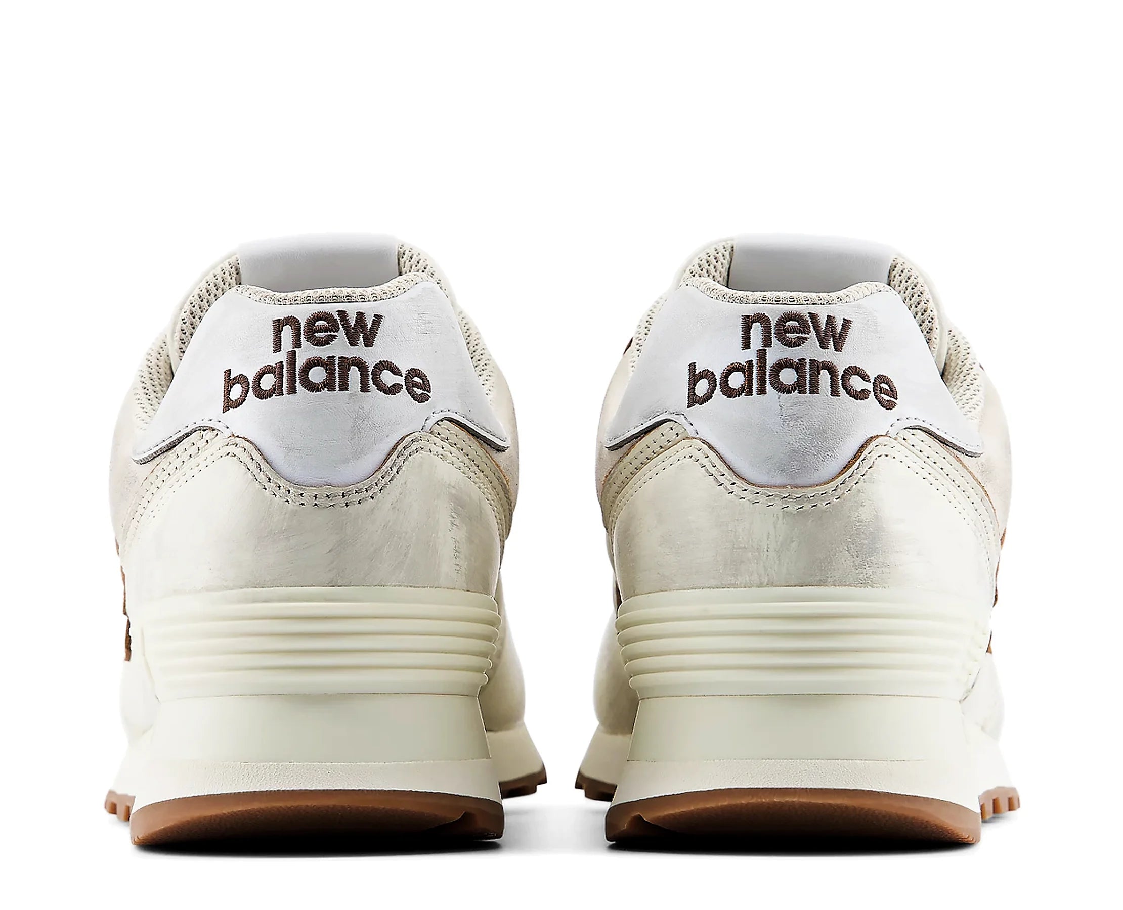 Sapatilhas New Balance 574 Bege — traseira | W574HF