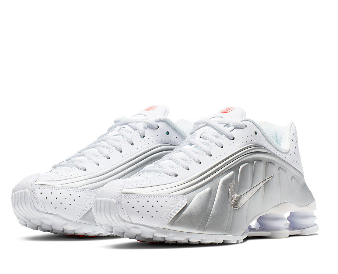 NIKE SHOX R4 BR/PRATA - 104265-131-121
