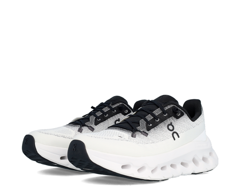 On CloudtiltBlack / Ivory BR/PR - 3WE10051430C-117