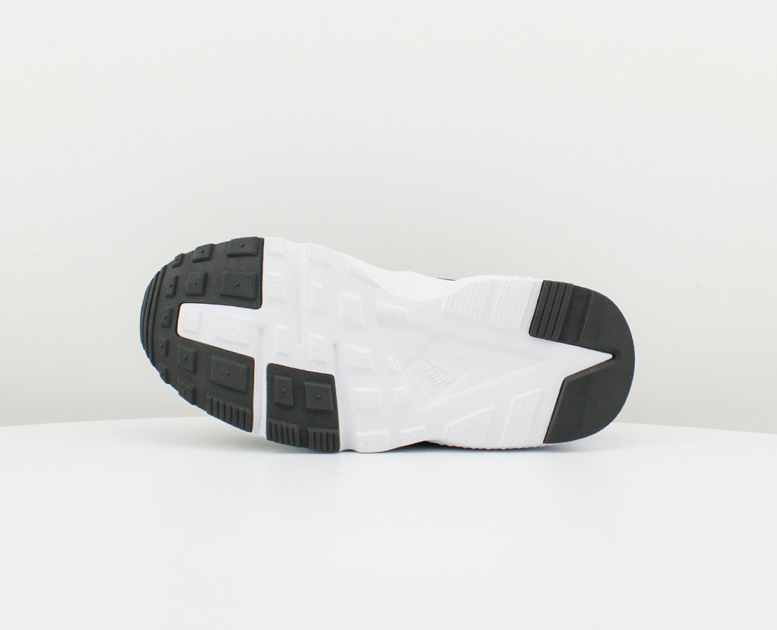 NIKE HUARACHE RUN SE CZ/BR - 859591.001-168