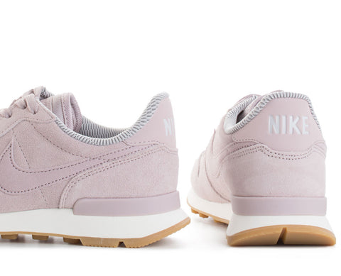 Nike Internationalist SE W RS/CLARO - 872922-602-289
