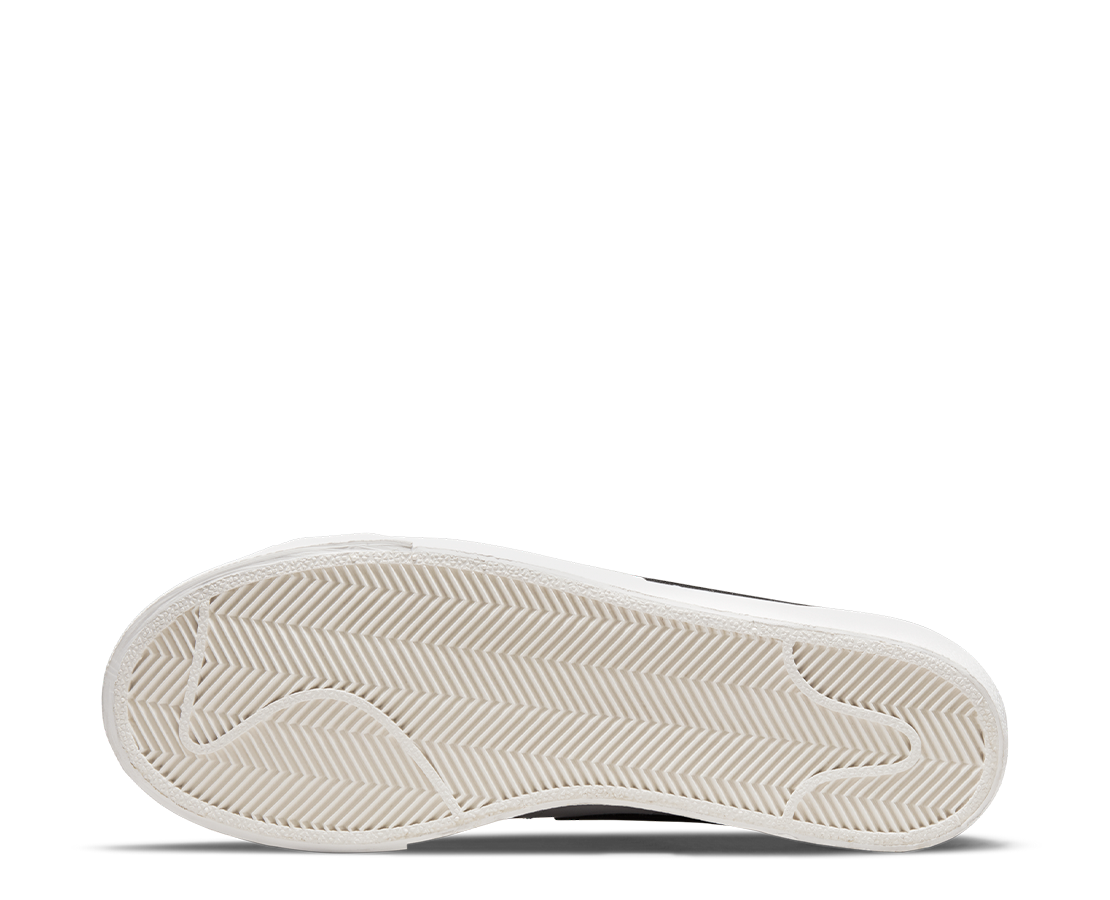 Nike Blazer Low Platform BR/PR - DJ0292-101-117