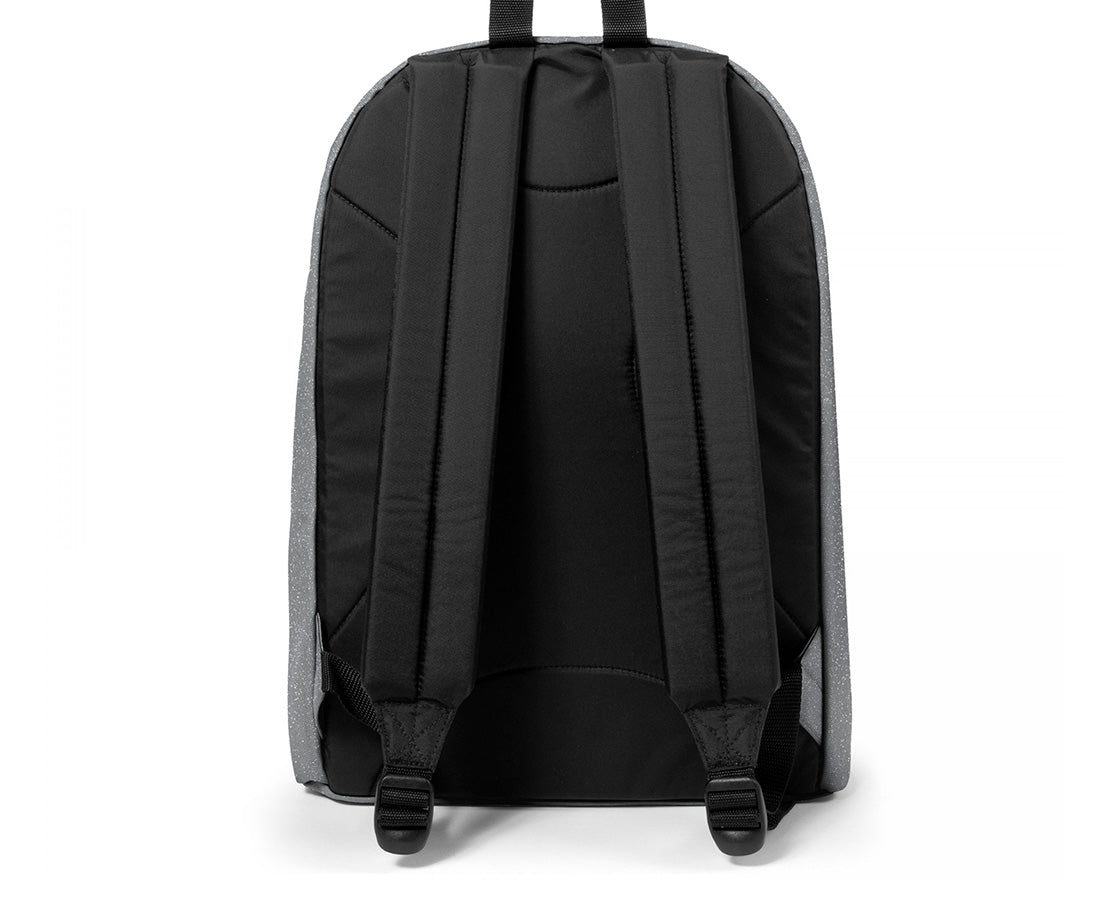 Eastpak Out Of Office"Glitsilver" CZ/GLITTER - EK000767L07-1048