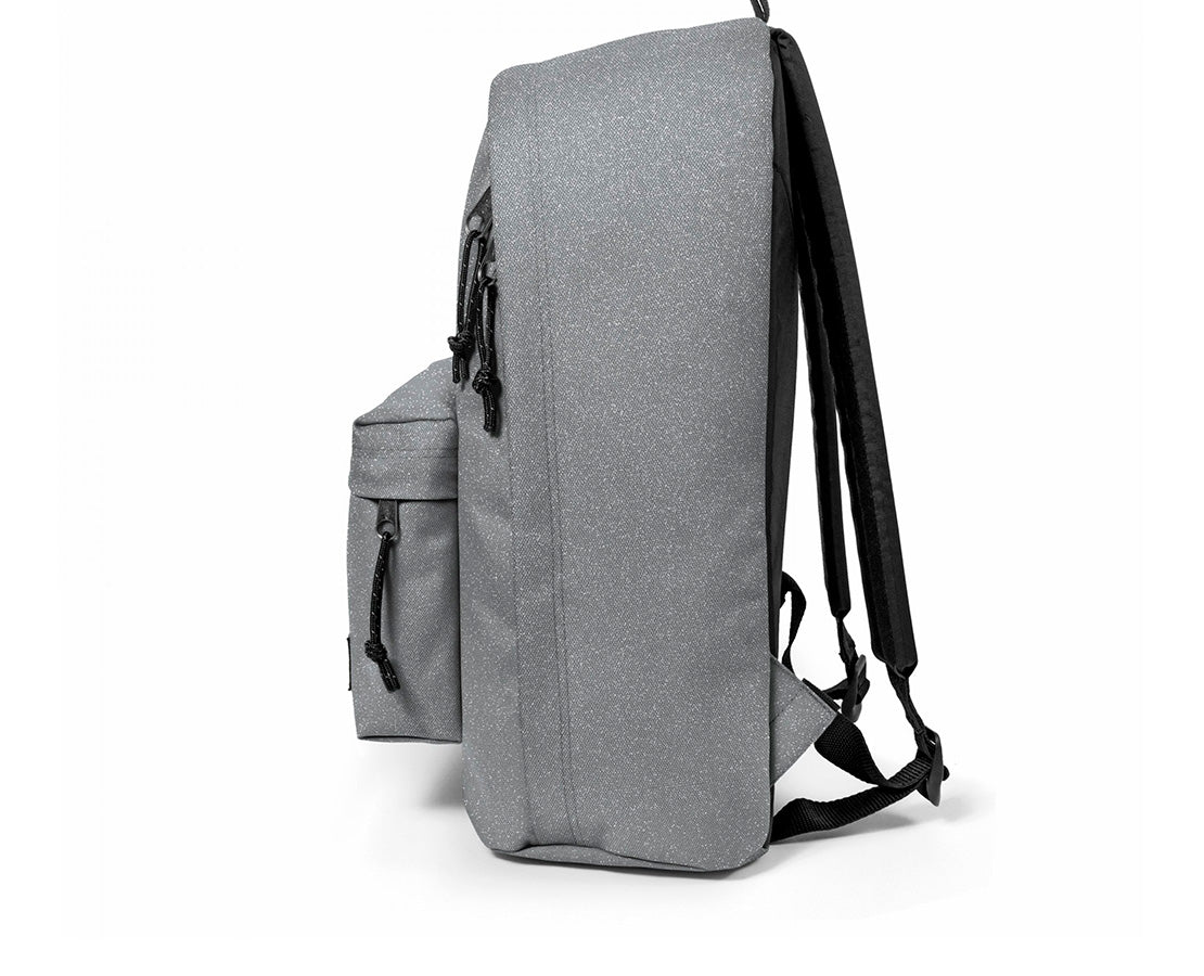 Eastpak Out Of Office"Glitsilver" CZ/GLITTER - EK000767L07-1048