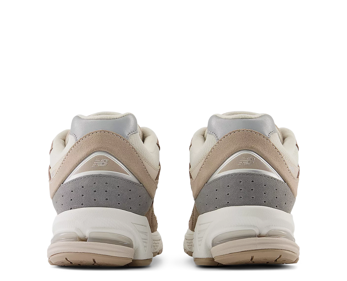 New Balance 2002R Driftwood Sandstone CAST/BJ - M2002RSI-140